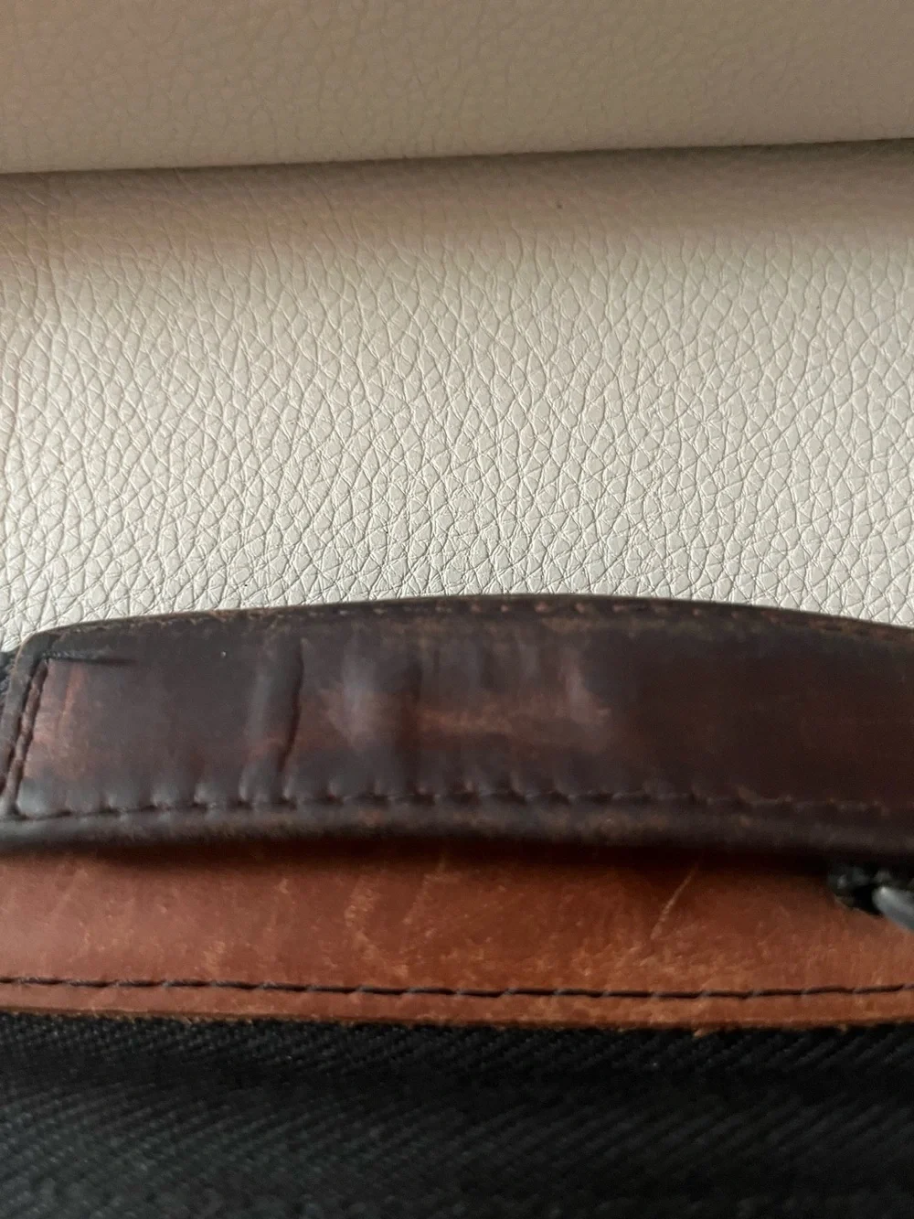 Vintage 1990s Eddie Bauer eather-Trim Black Messenger Bag